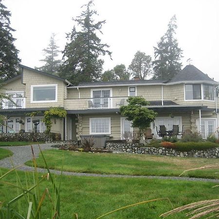 The Lodge At Weir'S Beach Metchosin Экстерьер фото