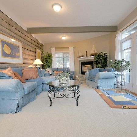 The Lodge At Weir'S Beach Metchosin Экстерьер фото