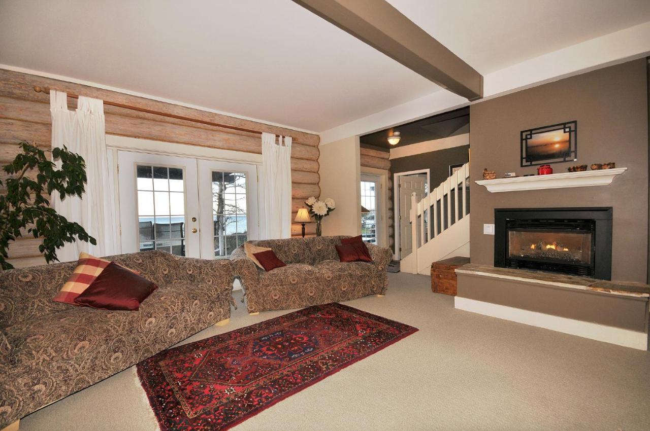 The Lodge At Weir'S Beach Metchosin Экстерьер фото
